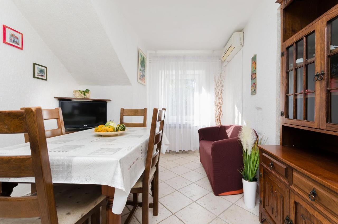 Apartment Josip *