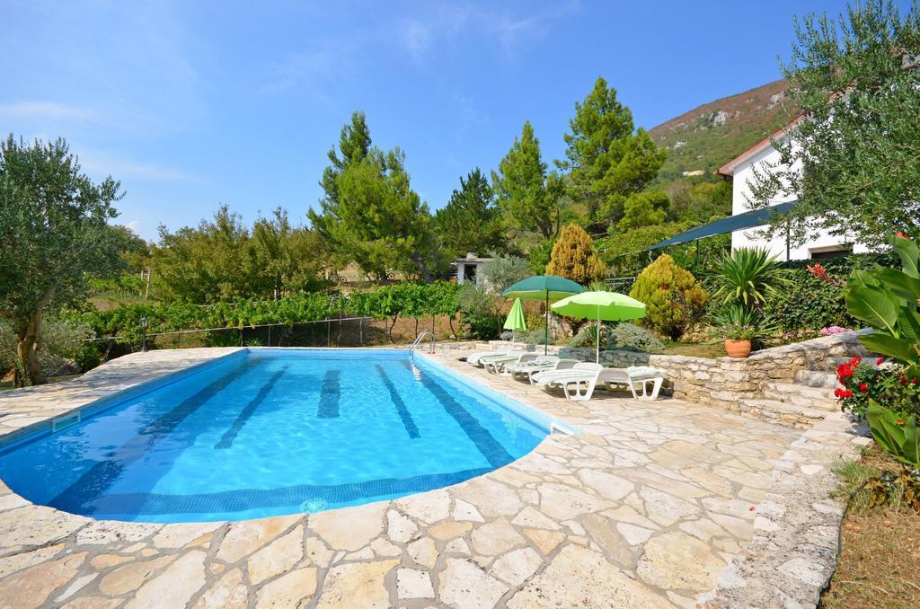 Apartment Josip