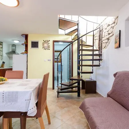Apartment Josip Plomin Exterior foto