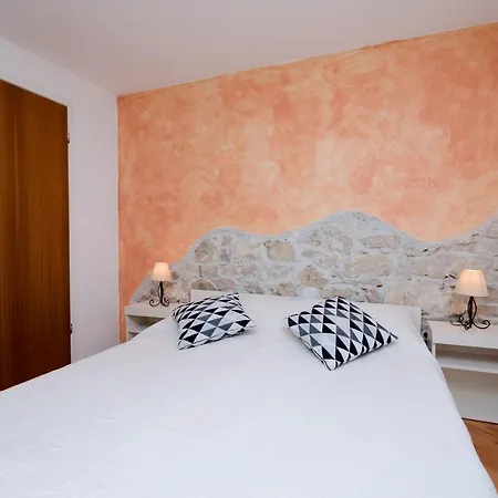 Apartment Josip Plomin Exterior foto