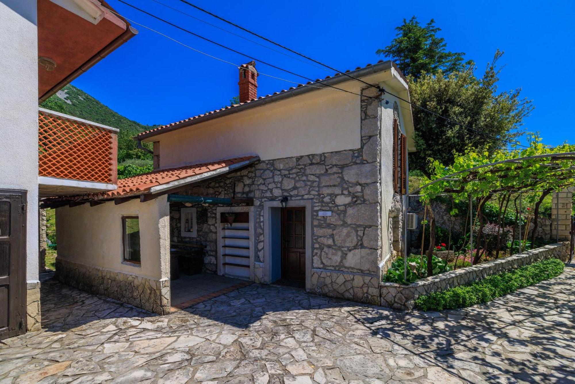 Apartament Josip Plomin