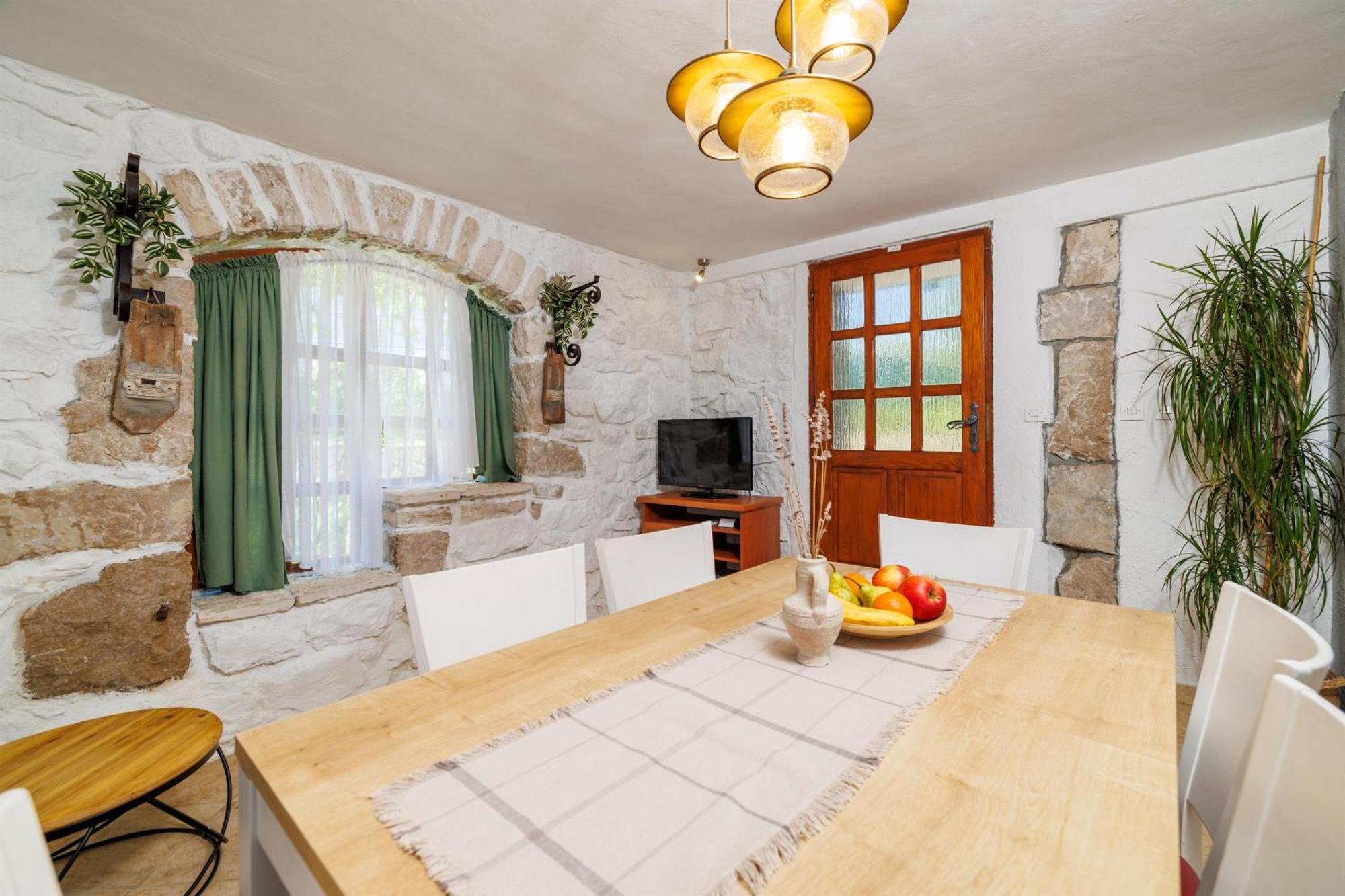 Josip Apartament